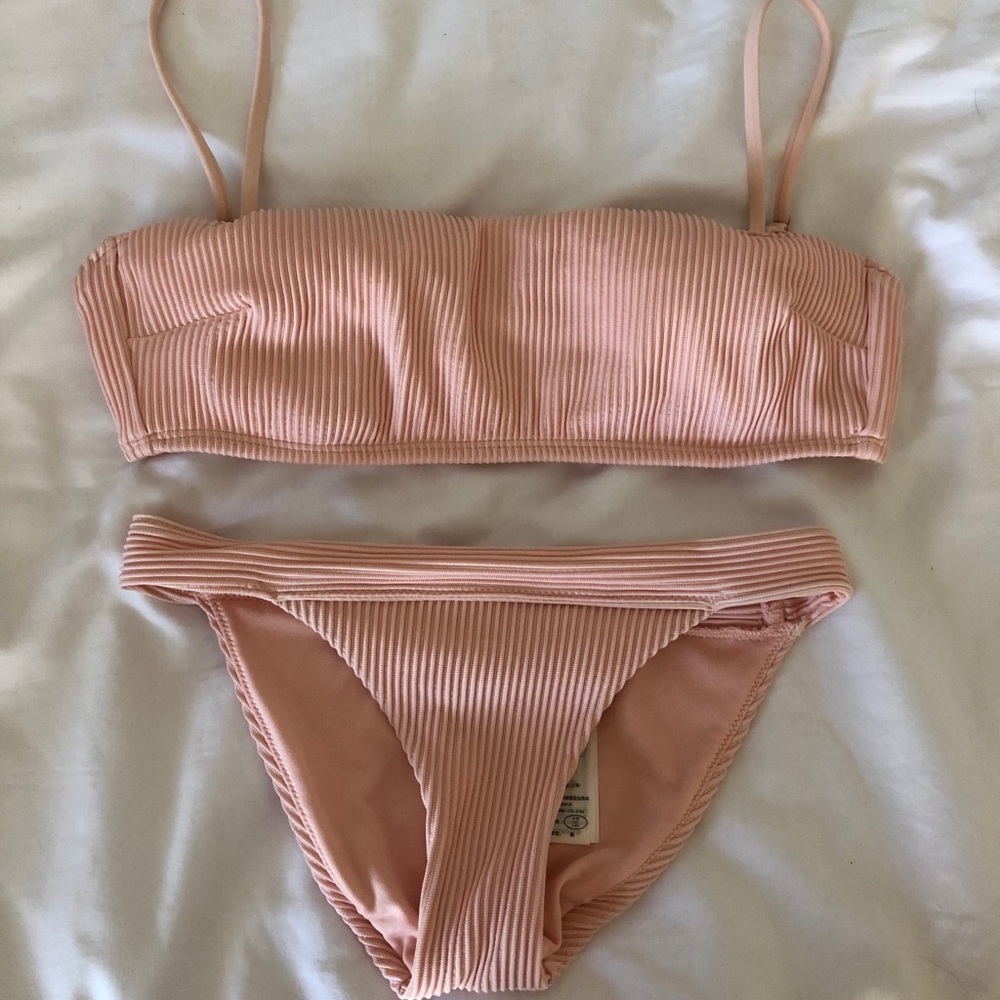 Hollister Bikini!